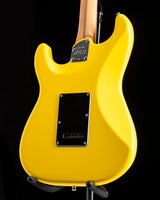 Fender American Ultra II Stratocaster HSS Graffiti Yellow Limited