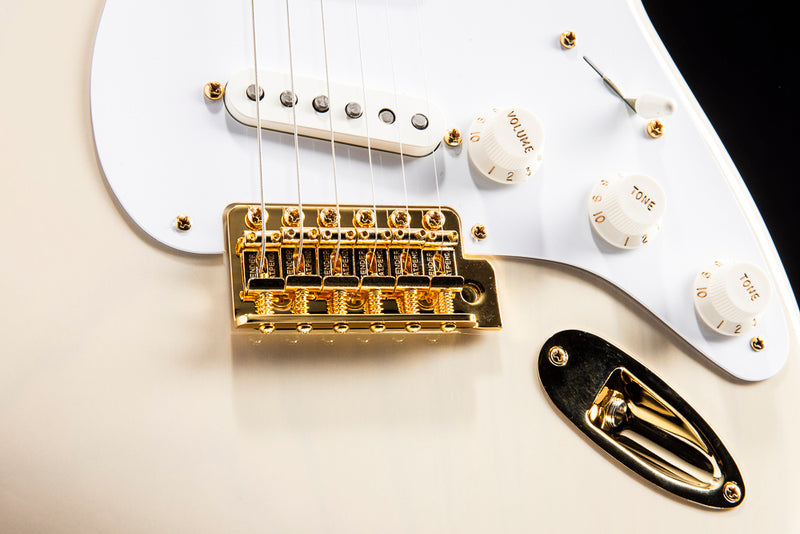 Fender Limited Edition Vintera III Late '50s Stratocaster White Blonde