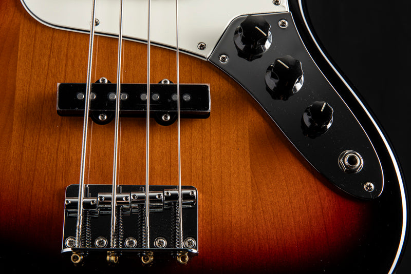 Fender Player II Jazz Bass 3-Color Sunburst