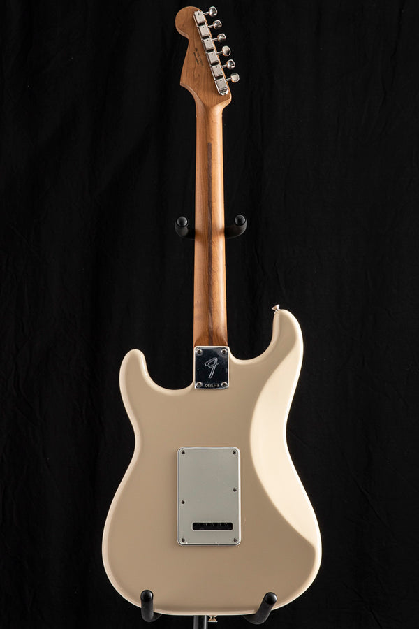 美品Fender Stratocaster アイボリー Fender Stratocaster アイボリー Fender ストラトキャスター アイボリー