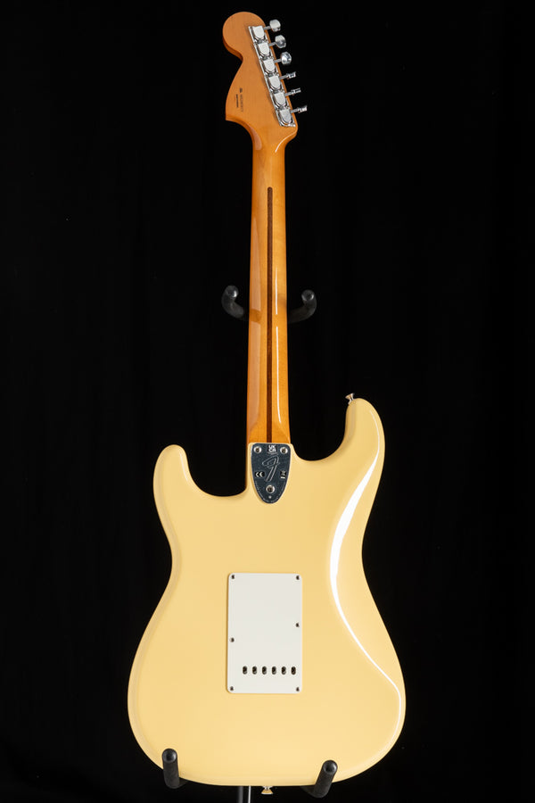 Amazon.com: Fender Player II Stratocaster, Maple - Polar