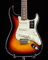 Fender Limited Edition Vintera II Road Worn 60's Stratocaster 3-Color Sunburst