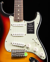 Fender Limited Edition Vintera II Road Worn 60's Stratocaster 3-Color Sunburst