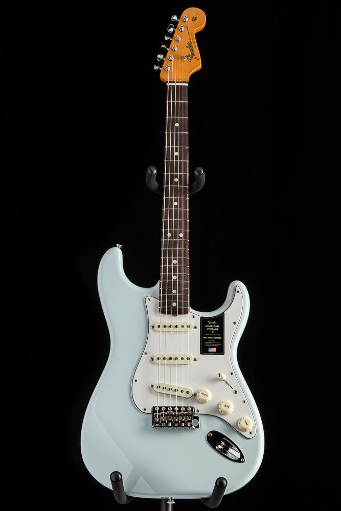 Fender American Vintage II 1965 Stratocaster Sonic Blue