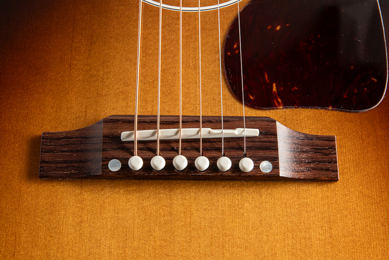 Gibson J-45 Standard Vintage Sunburst