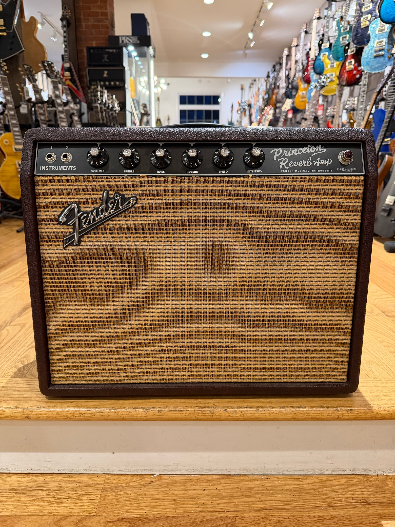 Used Fender Limited Edition '65 Princeton Reverb Reissue Bordeux Reser Used Fender Limited Edition '65 Princeton Reverb Reissue Bordeux Reser