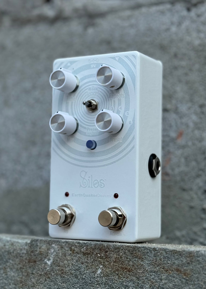 Earthquaker Devices Silos Multi-Generational Time Reflection Device No Earthquaker Devices Silos Multi-Generational Time Reflection Device No