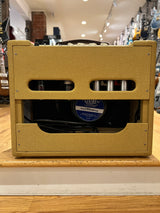 Used Victoria Vicky Verb Jr. Combo