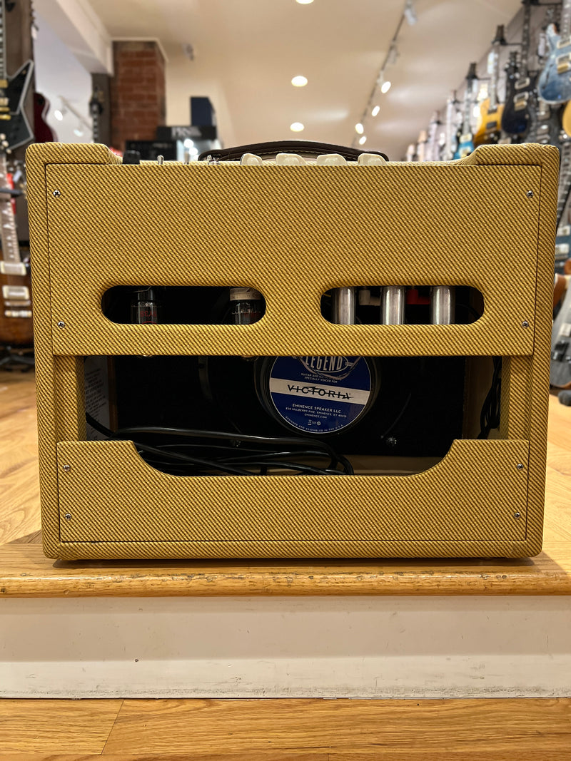 Used Victoria Vicky Verb Jr. Combo