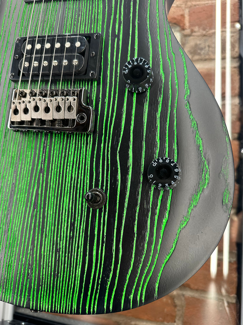 Used Paul Reed Smith SE Swamp Ash CE 24 Sandblasted Green Limited Edit Used Paul Reed Smith SE Swamp Ash CE 24 Sandblasted Green Limited Edit