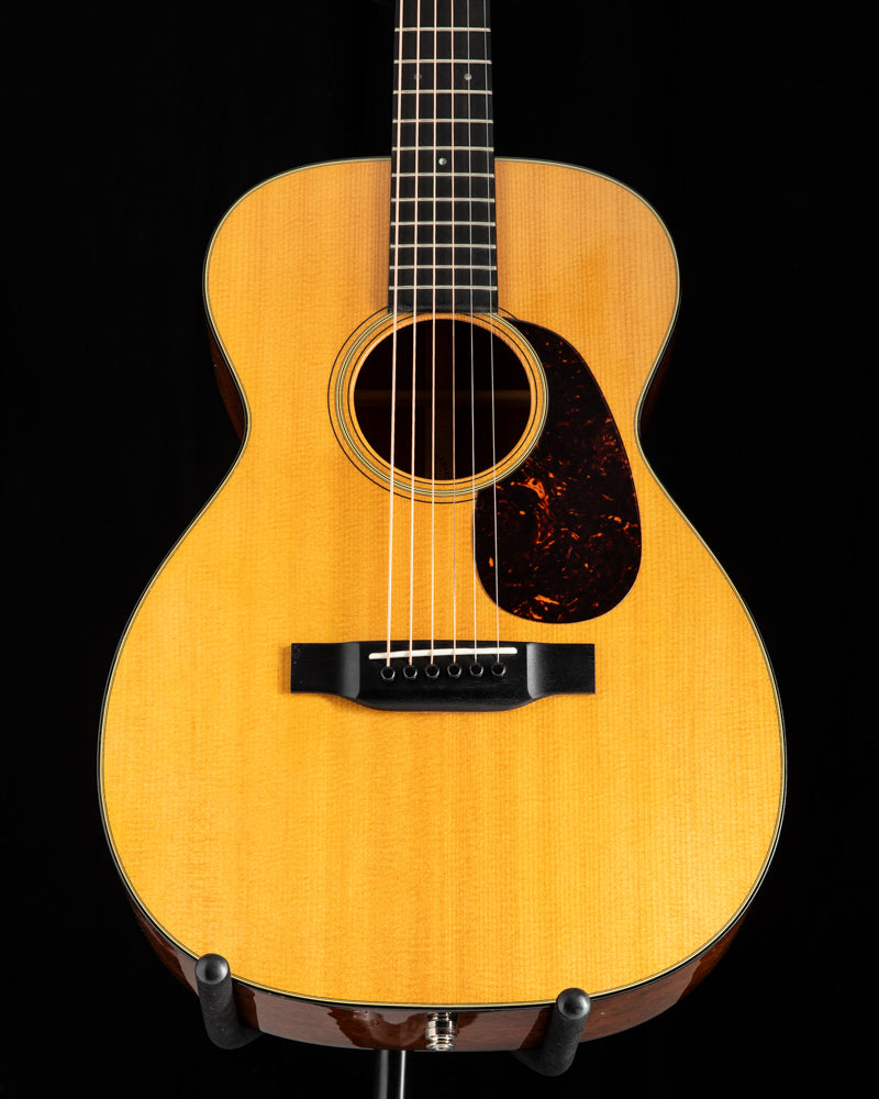 Used Martin 00-28VS Acoustic Guitar - Near Mint Condition