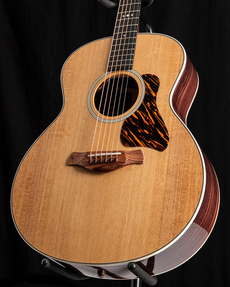 Taylor Gold Label 714e Super Auditorium Natural