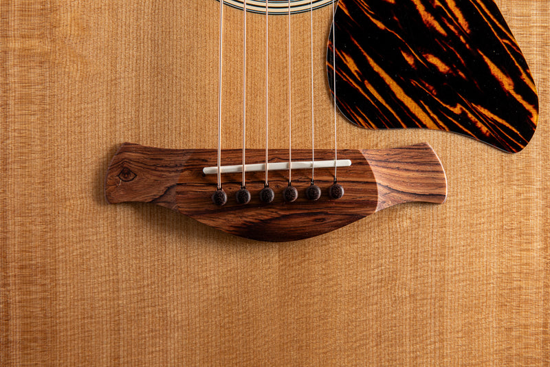 Taylor Gold Label 714e Super Auditorium Natural