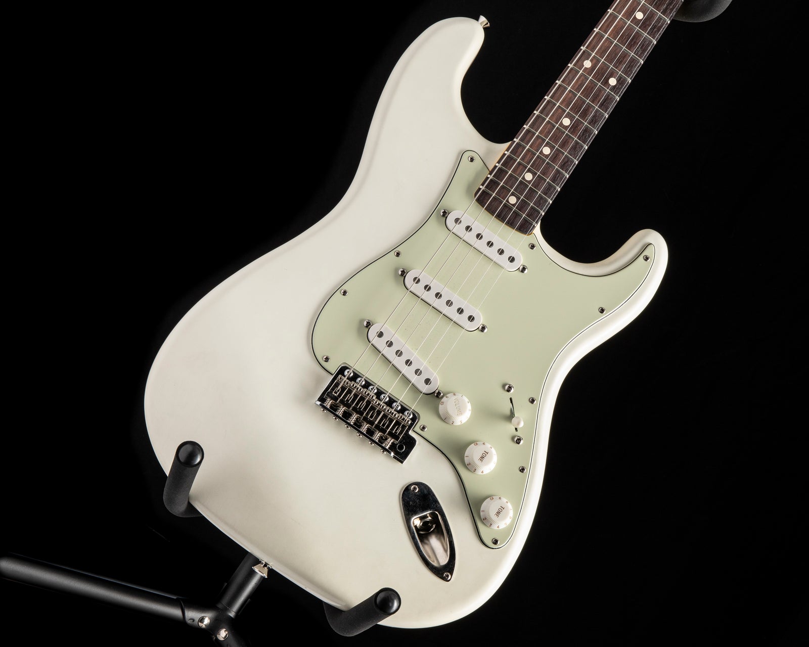 Used Nash S-63 Olympic White