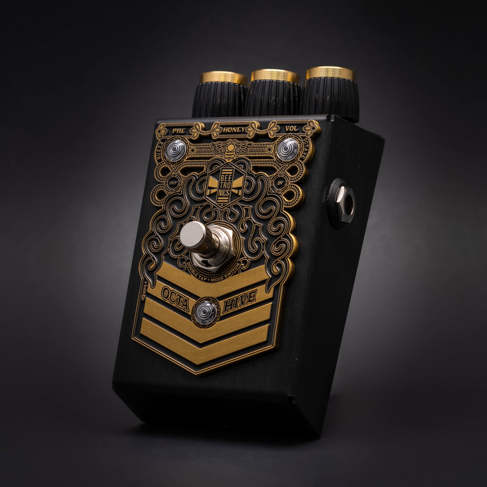 Beetronics Octahive Dual Footswitch Limited | Custom Arrow Finish