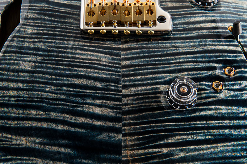 Paul Reed Smith 40th Anniversary Special Semi-Hollow Faded Whale Blue