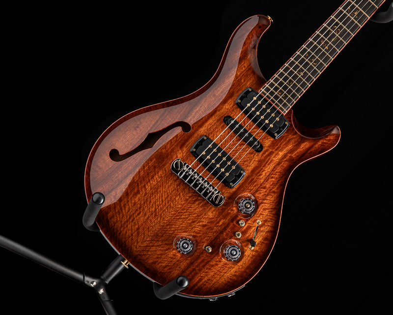 Paul Reed Smith Employee Modern Eagle V Semi-Hollow Piezo Natural Smokeburst