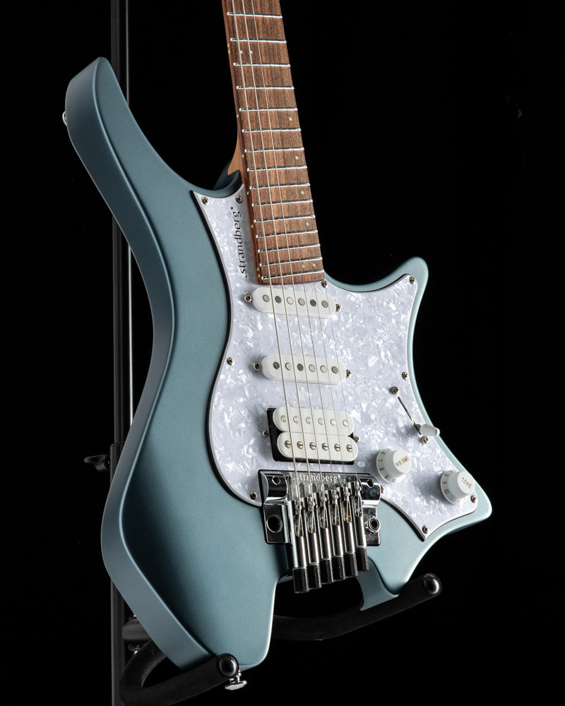 Used Strandberg Boden Classic 6 Tremolo Malta Blue