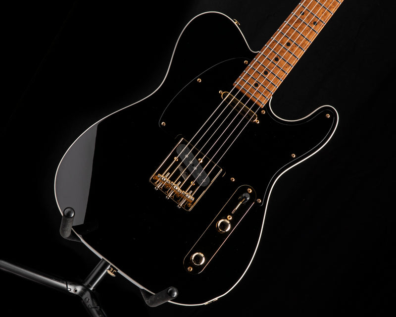 Suhr Mateus Asato Signature Series Classic T Gloss Black