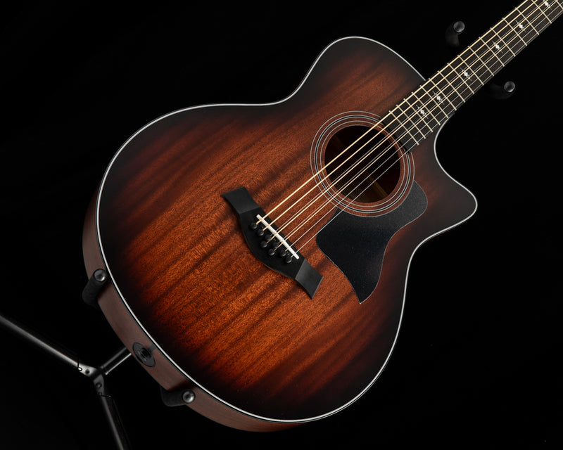 Taylor 326ce Baritone 8 Special Edition Shaded Edgeburst