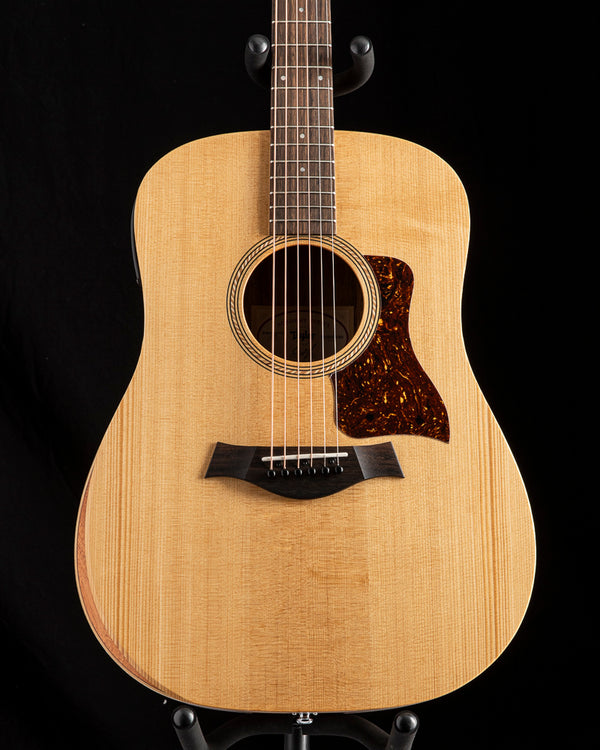 Taylor Academy 10e LTD Hawaiian Koa