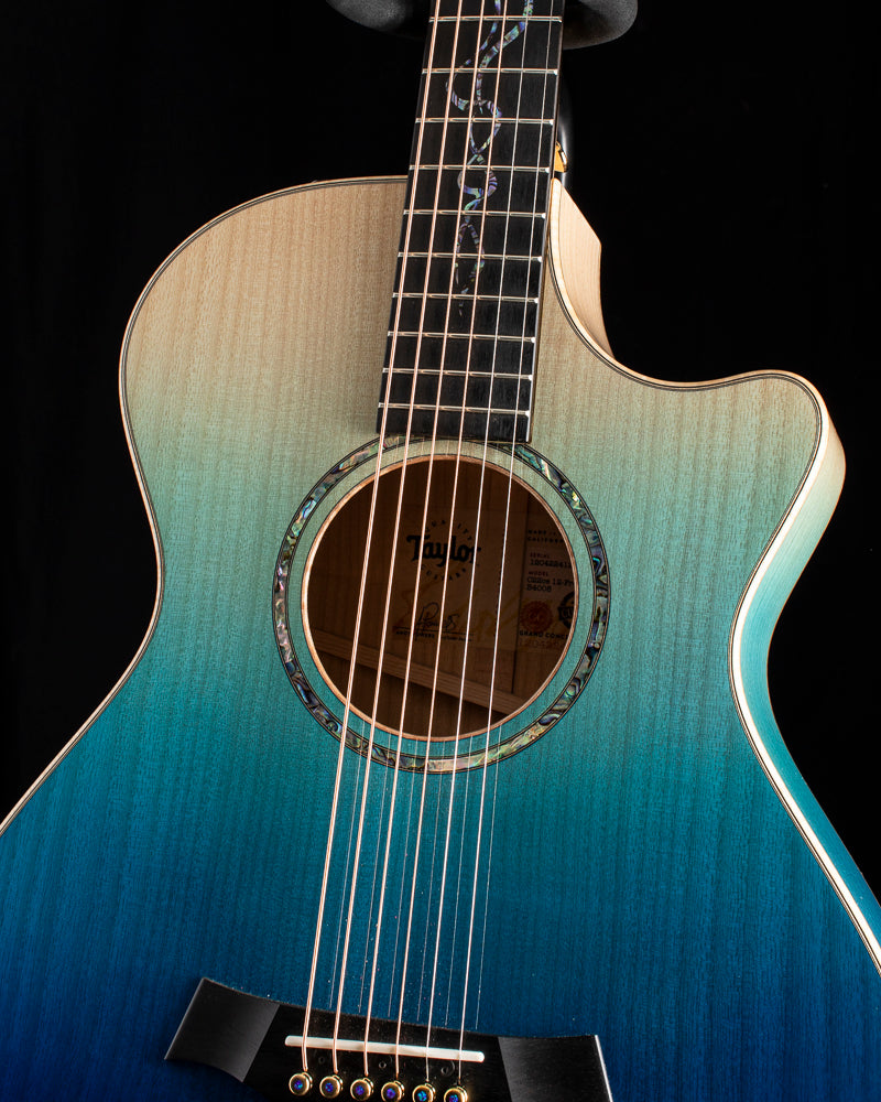 Taylor Custom Grand Concert C22ce Ocean Blue Ombré