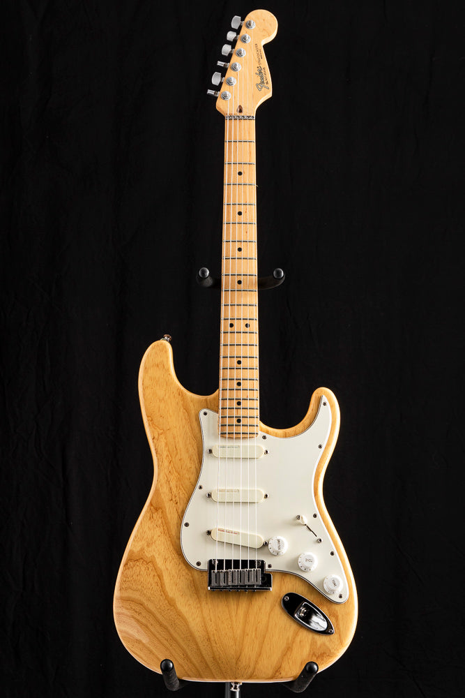 Used Fender Deluxe Strat Plus Natural