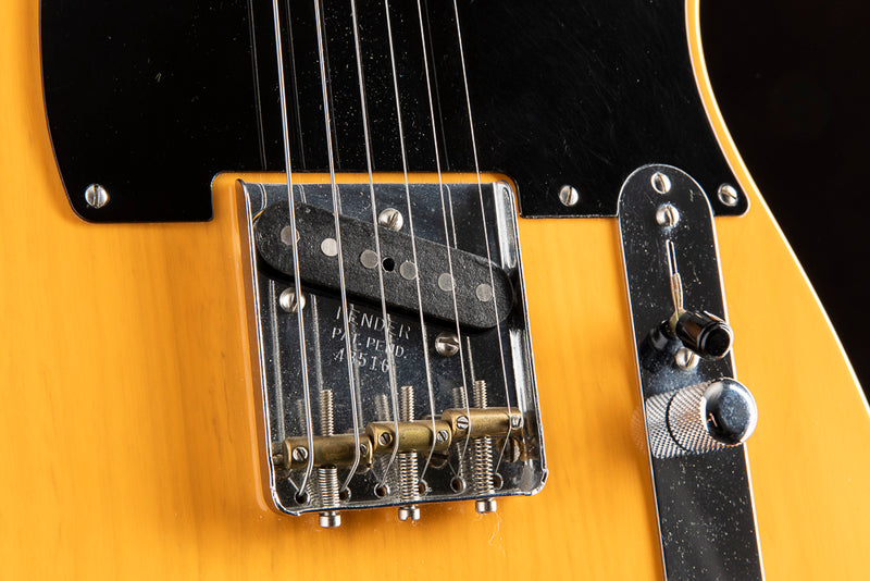 Used Fender American Vintage '52 Reissue Telecaster Butterscotch Blonde