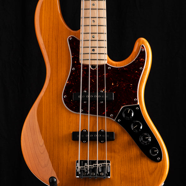 UsedFenderAmericanDeluxeJazzBa