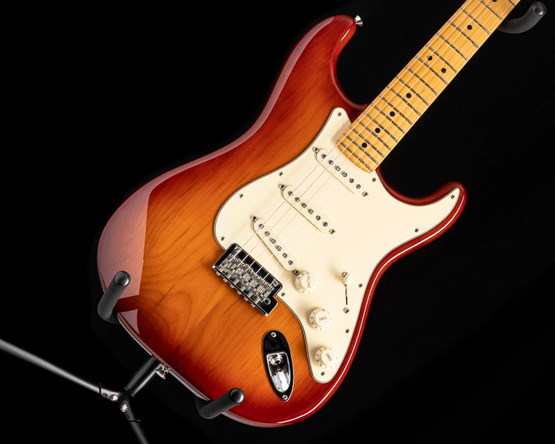 Used Fender American Professional II Stratocaster Sienna Sunburst