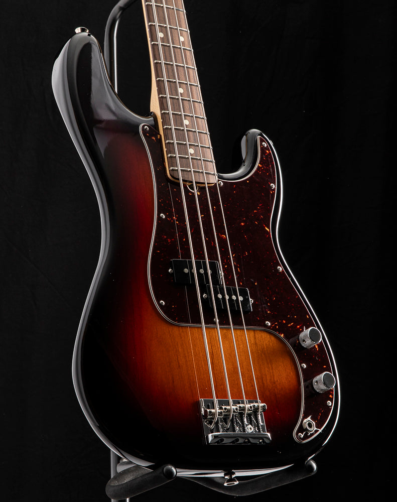 Used Fender American Professional Precision Bass 3-Color Sunburst