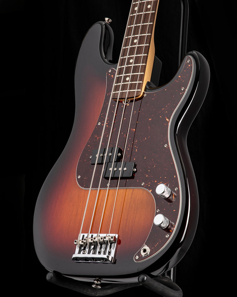 Used Fender American Professional Precision Bass 3-Color Sunburst