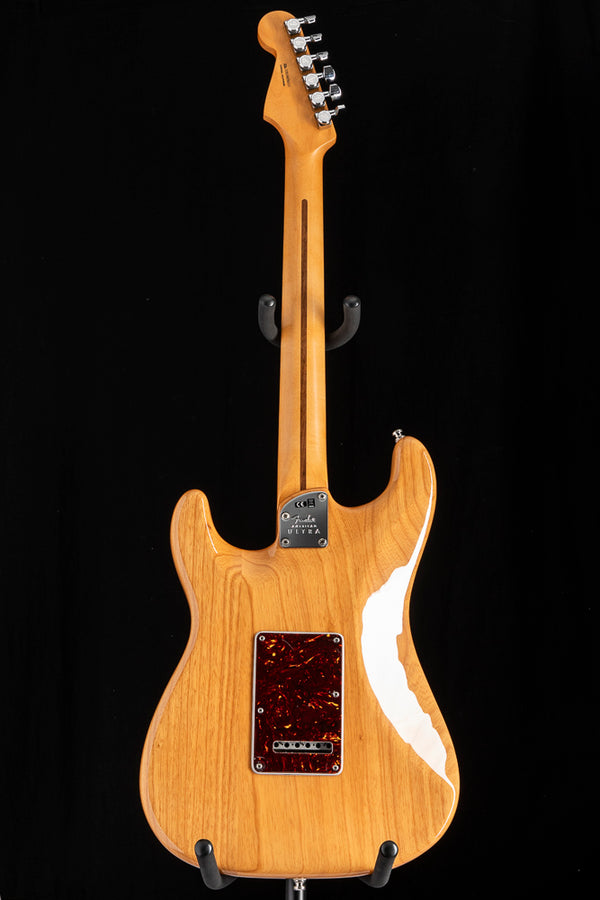 Fender American Ultra Stratocaster Cobra Blue | Blue Stratocaster