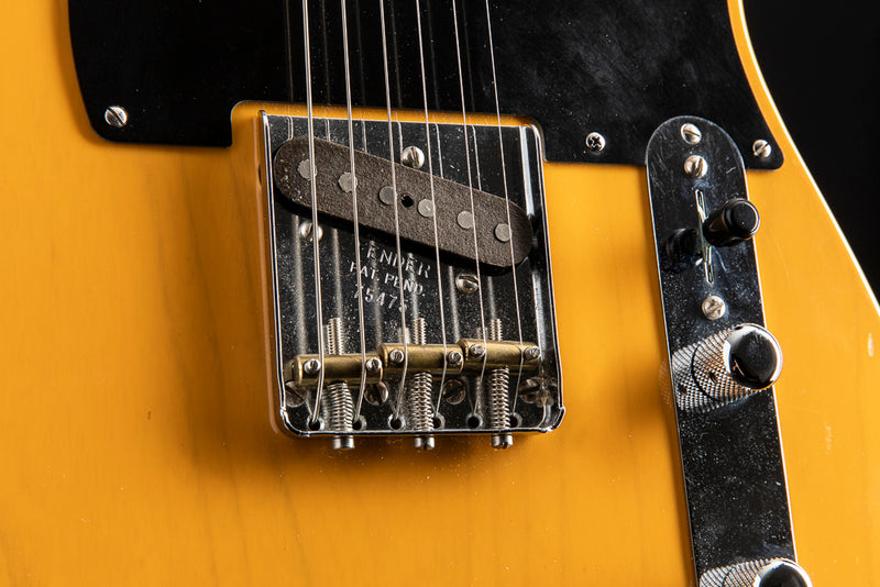 Used Fender American Vintage '52 Telecaster Butterscotch Blonde
