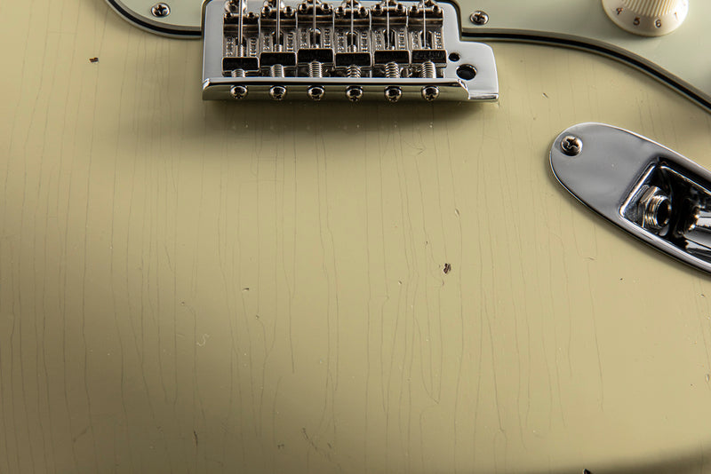 Used Fender Custom Shop Dealer Select Strat Journeyman Vintage White