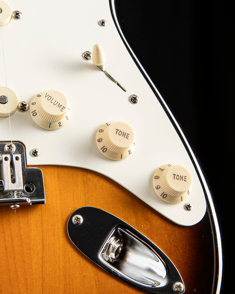Used Fender Eric Johnson Stratocaster 2 Tone Sunburst