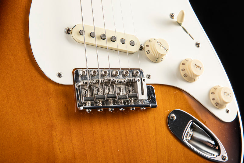 Used Fender Eric Johnson Stratocaster 2 Tone Sunburst