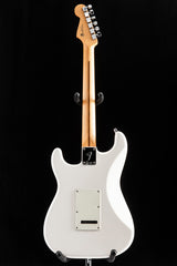 Used Fender Player Stratocaster Polar White