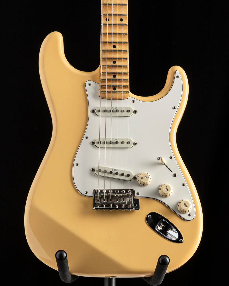 Used Fender Yngwie Malmsteen Stratocaster Vintage White