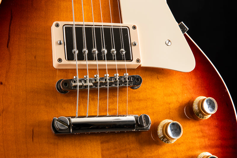gibson les paul tobacco burst used Standard '50s Faded Electric Guitar - Vintage Burstbucker Pickups For killer vintage tone Used Gibson Les Paul Standard