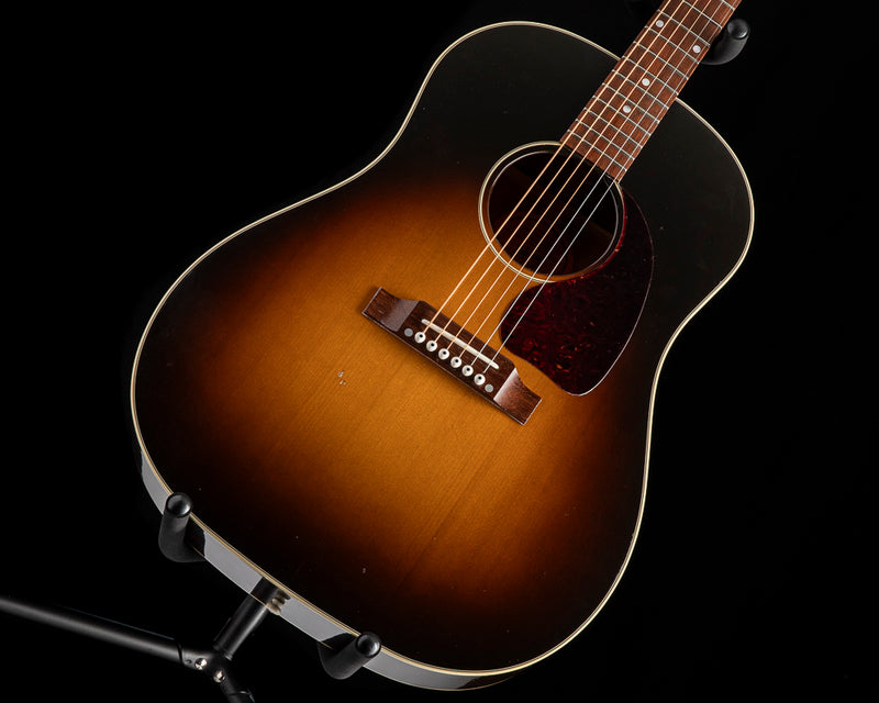Used Gibson Custom J-45 True Vintage Tobacco Sunburst
