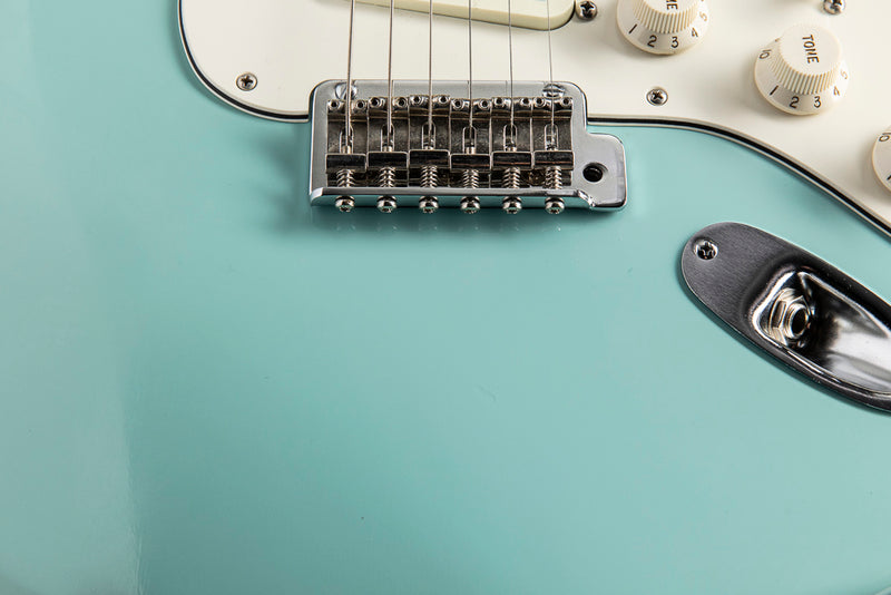 Used Don Grosh Retro Classic Daphne Blue