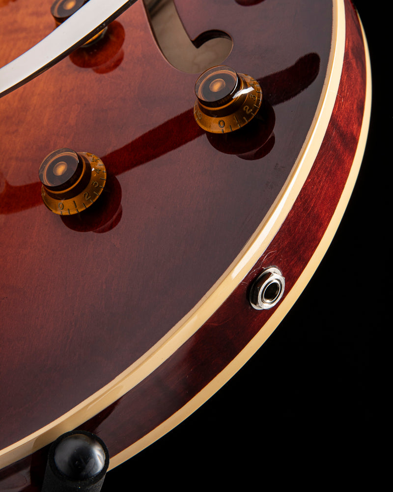 Used Heritage H-530 Bigsby Chestnut Sunburst