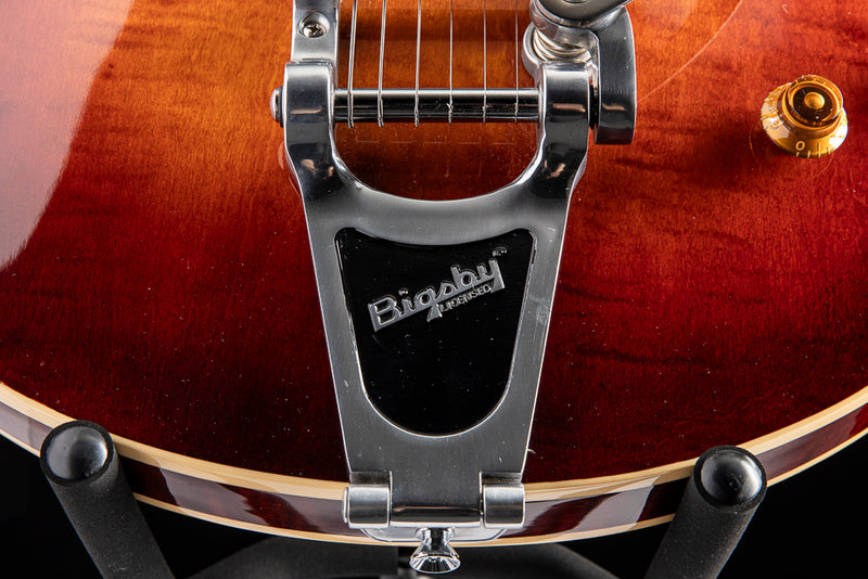 Used Heritage H-530 Bigsby Chestnut Sunburst