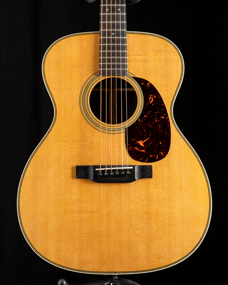 Used Martin 000-28 Standard