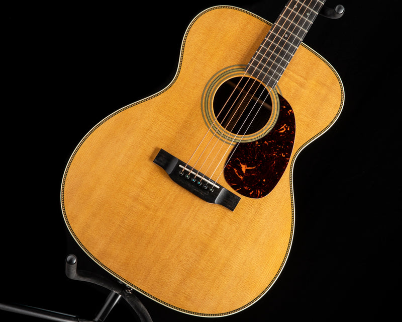 Used Martin 000-28 Standard