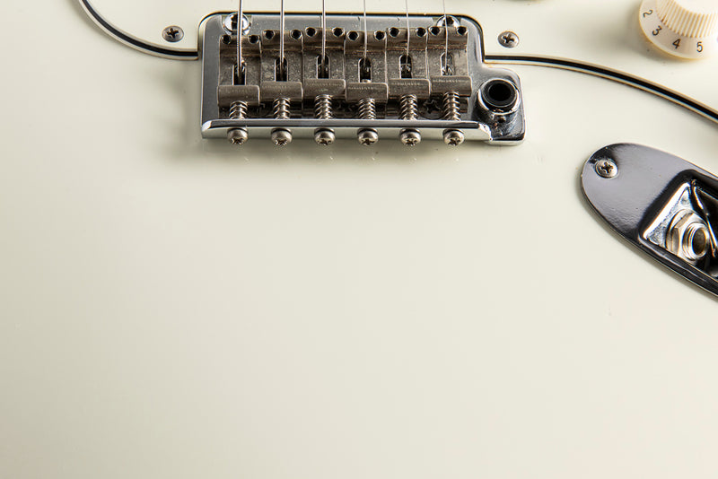 Used Suhr Classic Pro HSS Olympic White