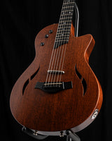 Used Taylor T5z Classic Mahogany