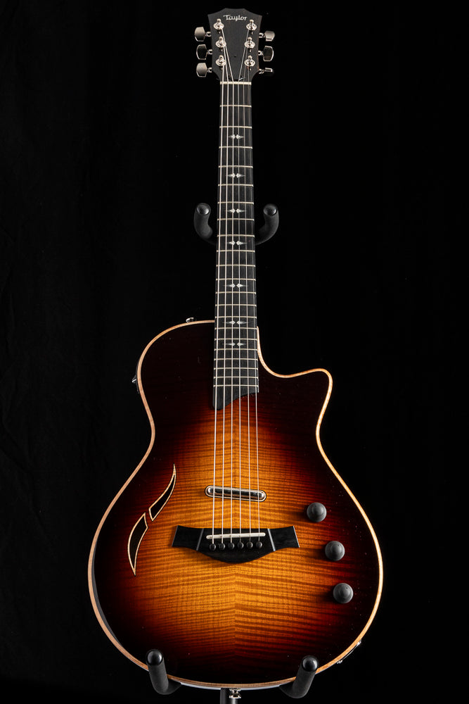 Used Taylor T5z Pro Big Leaf Maple Tobacco Sunburst