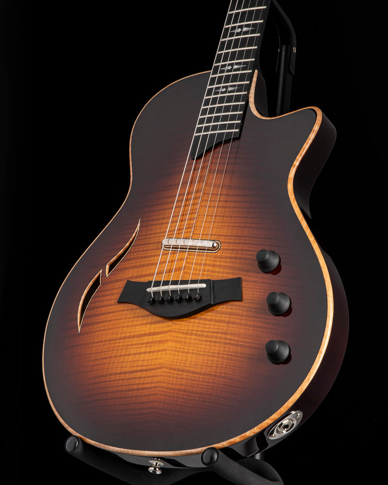 Used Taylor T5z Pro Big Leaf Maple Tobacco Sunburst
